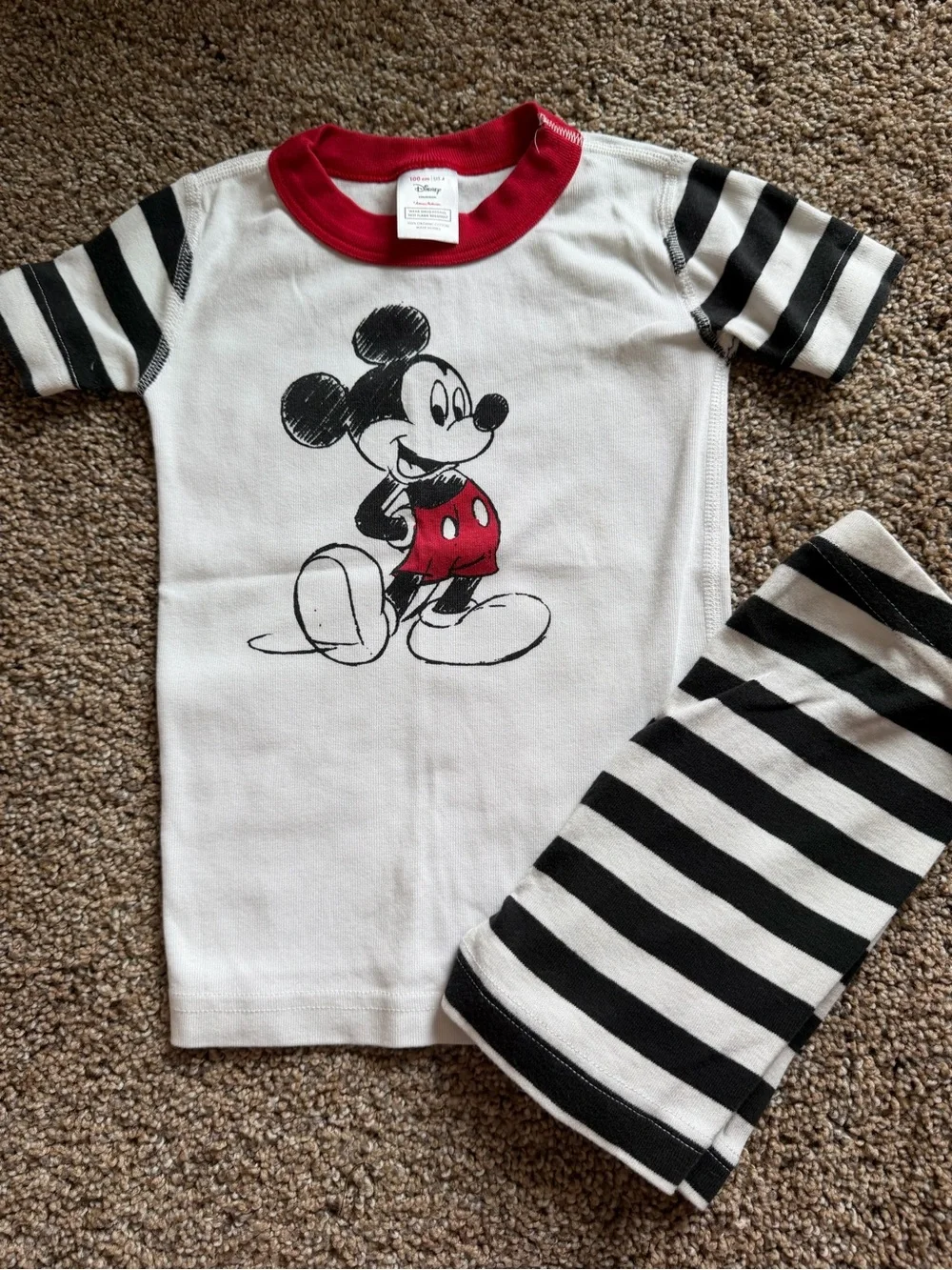 HANNA ANDERSSON Mickey Mouse Short Sleeve & Shorts Pajama Set